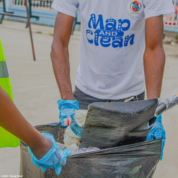 À Limonade, une jeunesse mobilisée pour nettoyer la ville et montrer l&rsquo;exemple