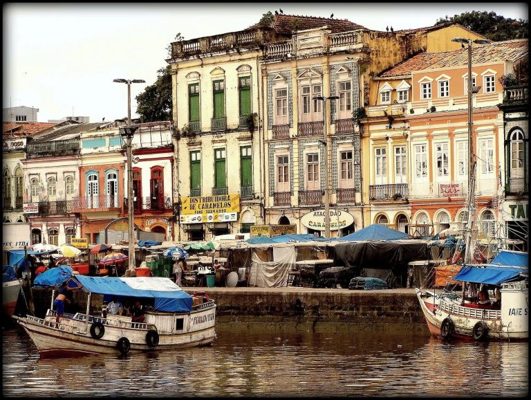 L&rsquo;hypocrisie de la COP30 : des dépenses exorbitantes excluent les pays les plus touchés